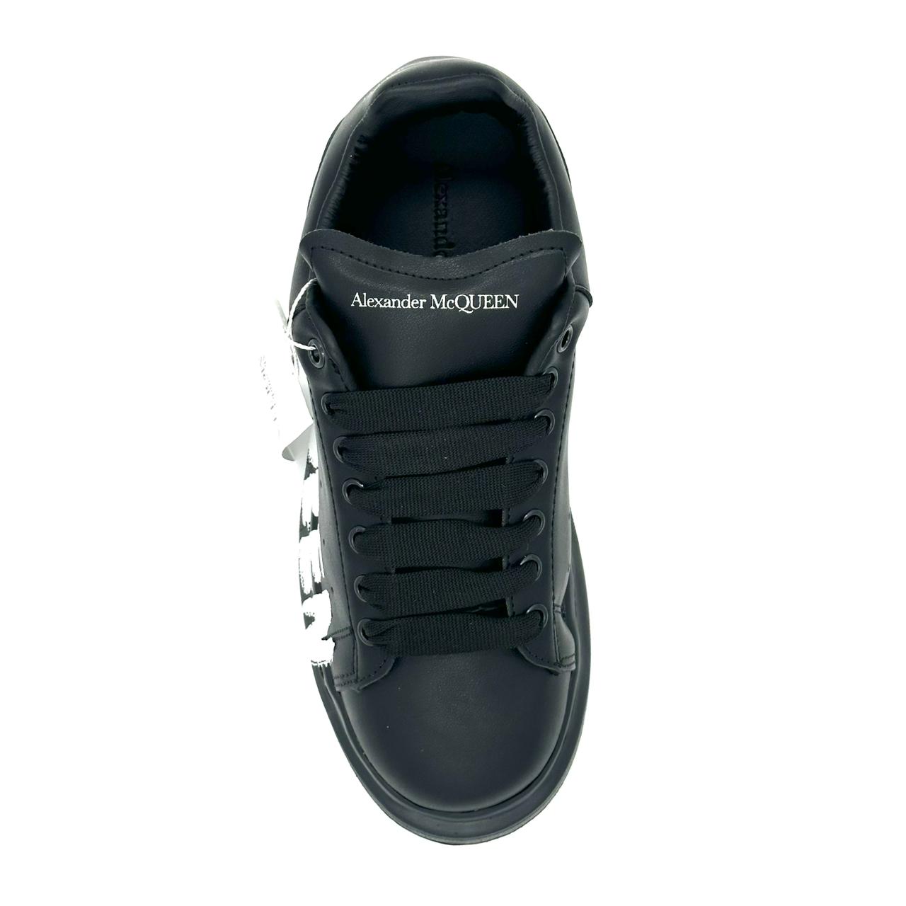 Alexander McQueen Negro Graffiti