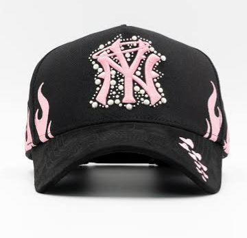 31 Hats NY Pearls