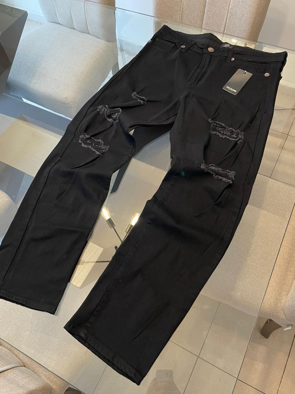 True Religion Negro Rasgado